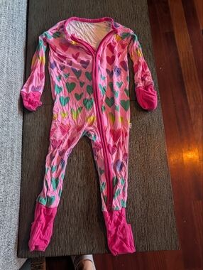 EUC Little Sleepies Valenties PJs